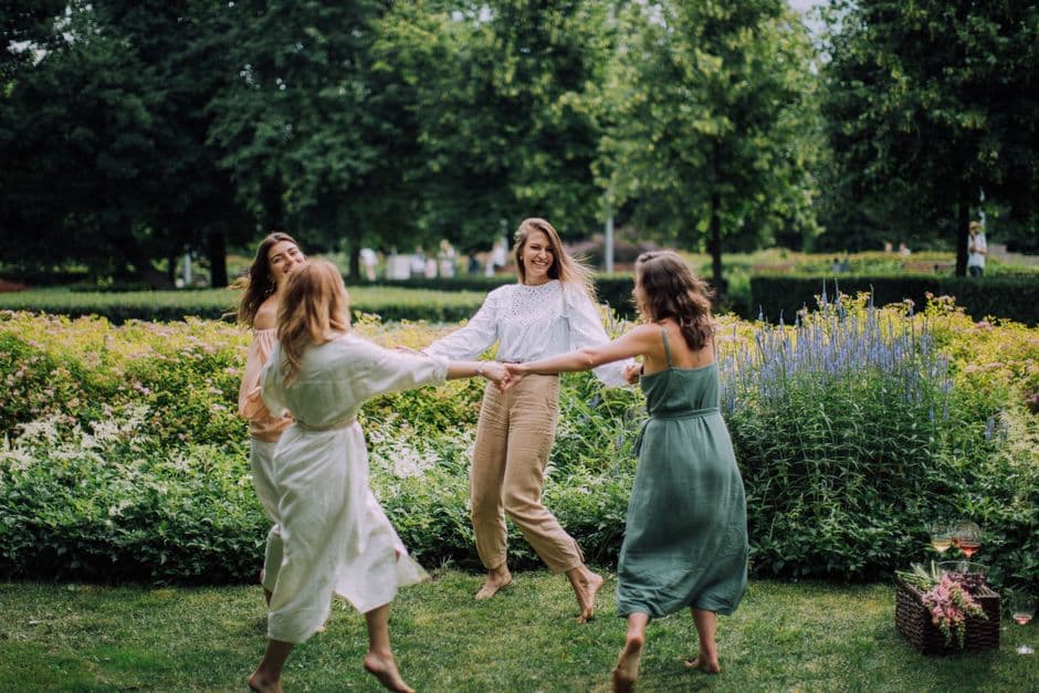 Solo Female Travel Groups: How to Find Your Perfect Companions